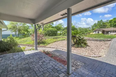 521 Maple Avenue, Niceville, FL 32578 - Photo 8