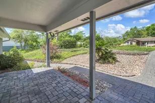 521 Maple Ave, Niceville, FL 32578 - Photo 8