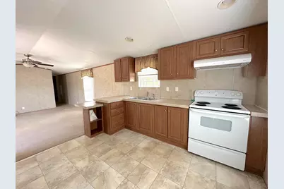 87 Pinetree Lane, Defuniak Springs, FL 32433 - Photo 6