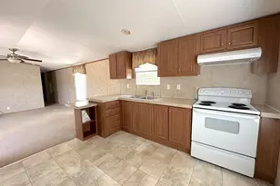 87 Pinetree Ln, Defuniak Springs, FL 32433 - Photo 6