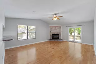 519 Matthew St, Niceville, FL 32578 - Photo 8