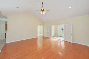 5552 Frontier Dr, Crestview, FL 32536 - Photo 10