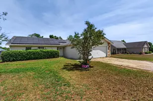 1220 Lexie Dr, Crestview, FL 32536 - Photo 2