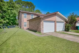 702 Terrance Ct, Fort Walton Beach, FL 32547 - Photo 2