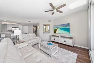 15100 Emerald Coast Pkwy, Destin, FL 32541 - Photo 4