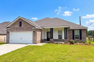 2701 Louis Cir, Crestview, FL 32536 - Photo 1