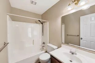 208 Squirrel Haven Rd, Mary Esther, FL 32569 - Photo 12