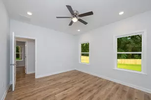 740 E Chestnut Ave, Crestview, FL 32539 - Photo 20
