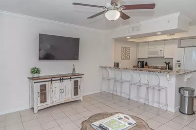 1322 SE Miracle Strip Parkway #306, Fort Walton Beach, FL 32548 - Photo 4