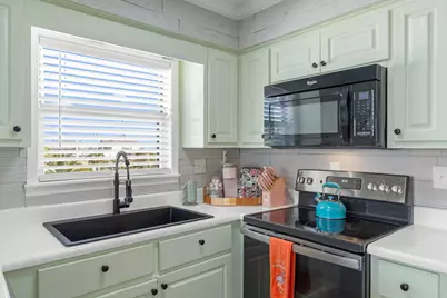 1447 Arkansas Street #Unit 4, Navarre, FL 32566 - Photo 16