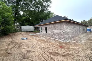 239 White St, Niceville, FL 32578 - Photo 14