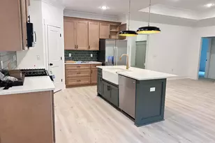 239 White St, Niceville, FL 32578 - Photo 6