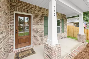 239 White St, Niceville, FL 32578 - Photo 8