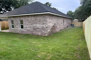 239 White St, Niceville, FL 32578 - Photo 10
