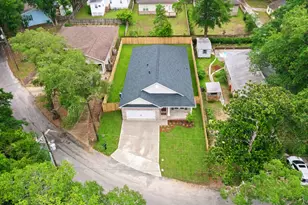 239 White St, Niceville, FL 32578 - Photo 6