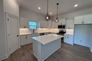 7 E Tweet St, Freeport, FL 32439 - Photo 8