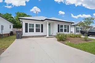 105 Penny Ln, Valparaiso, FL 32580 - Photo 2