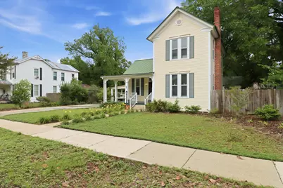 98 E Live Oak Avenue, Defuniak Springs, FL 32435 - Photo 1