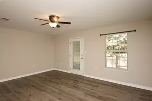 984 Scenic Oak Ln, Fort Walton Beach, FL 32547 - Photo 16