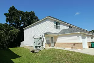 984 Scenic Oak Ln, Fort Walton Beach, FL 32547 - Photo 2