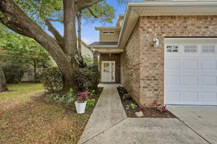 925 Scenic Oak Ln, Fort Walton Beach, FL 32547 - Photo 6