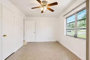 325 Avon Ln, Mary Esther, FL 32569 - Photo 12