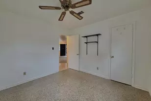 325 Avon Ln, Mary Esther, FL 32569 - Photo 16
