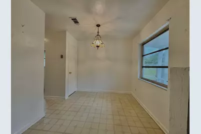 325 Avon Lane, Mary Esther, FL 32569 - Photo 10
