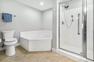 725 Gulf Shore Dr, Destin, FL 32541 - Photo 22