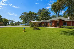 328 Chippewa Dr, Niceville, FL 32578 - Photo 2