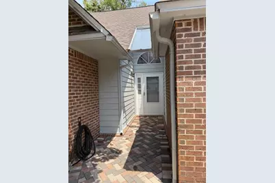 708 Putter Drive, Niceville, FL 32578 - Photo 2