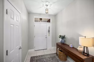 202 Limestone Cir, Crestview, FL 32539 - Photo 6