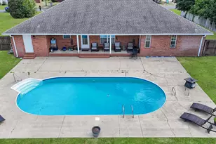 3003 Colonial Cir, Crestview, FL 32536 - Photo 10