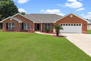 3003 Colonial Cir, Crestview, FL 32536 - Photo 1