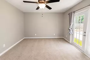289 Honeysuckle Way, Niceville, FL 32578 - Photo 16