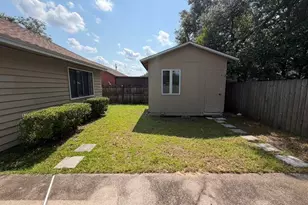 289 Honeysuckle Way, Niceville, FL 32578 - Photo 28