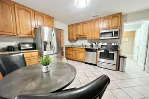 289 Honeysuckle Way, Niceville, FL 32578 - Photo 14