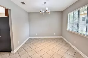 289 Honeysuckle Way, Niceville, FL 32578 - Photo 8