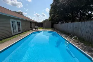 289 Honeysuckle Way, Niceville, FL 32578 - Photo 1