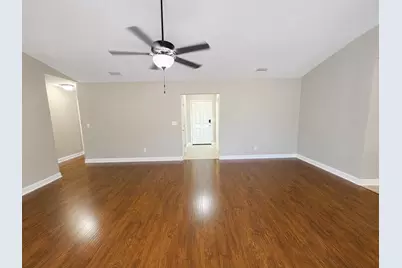 289 Honeysuckle Way, Niceville, FL 32578 - Photo 4