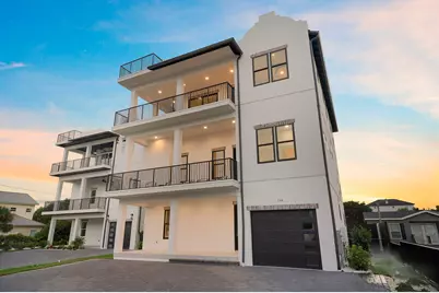336 S Holiday Road, Destin, FL 32550 - Photo 1