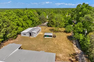 5269 4 Lake Dr, Crestview, FL 32539 - Photo 24