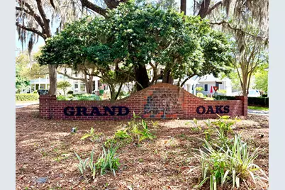 327 Grand Oak Drive, Niceville, FL 32578 - Photo 4