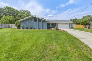 229 NW Theresa Ct, Fort Walton Beach, FL 32548 - Photo 2