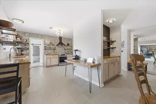 229 NW Theresa Ct, Fort Walton Beach, FL 32548 - Photo 12