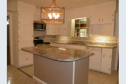 212 Priscilla Drive, Fort Walton Beach, FL 32547 - Photo 2