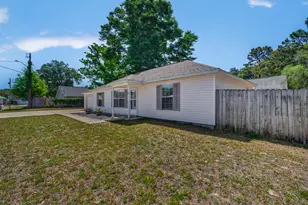 250 Mills Landing, Fort Walton Beach, FL 32547 - Photo 10