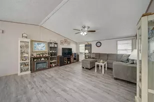 315 Magnolia Dr, Panama City Beach, FL 32413 - Photo 2