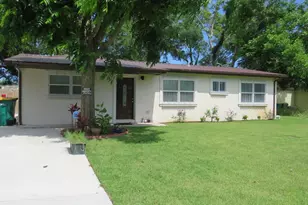 500 Bryn Mawr Blvd, Mary Esther, FL 32569 - Photo 2