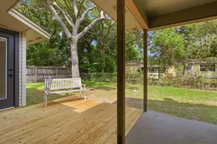 54 Berwick Cir, Shalimar, FL 32579 - Photo 28